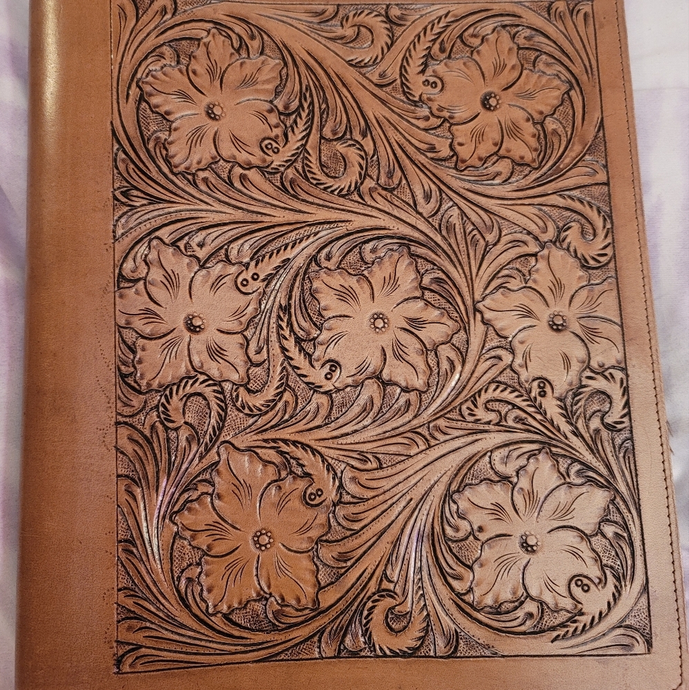 Keep It Gypsy Leather Portfolio